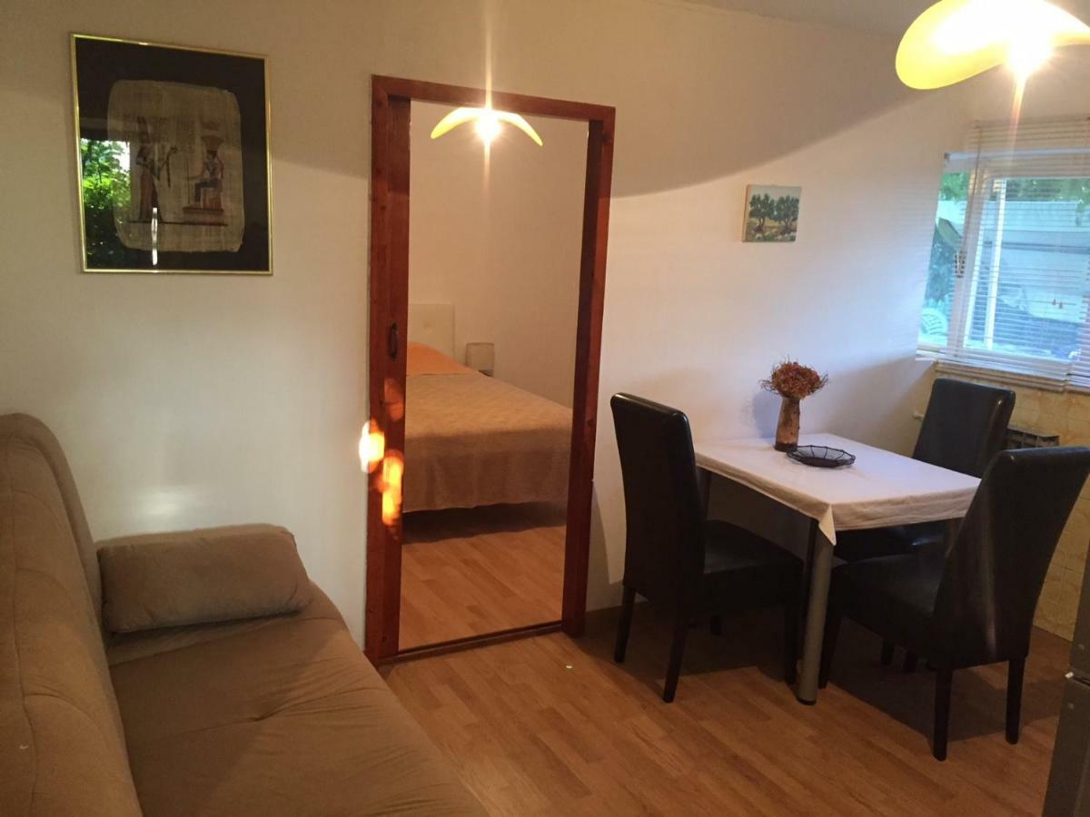Tea1 Apartment Pula Ngoại thất bức ảnh